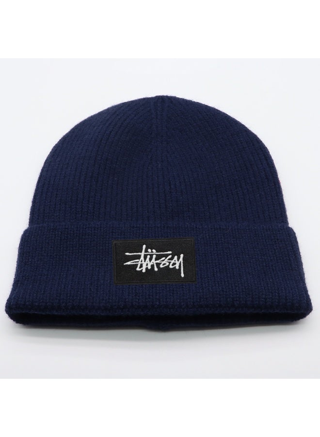 Stüssy Signature Logo Beanie – Classic Navy Blue Streetwear Style Warm Winter Cap